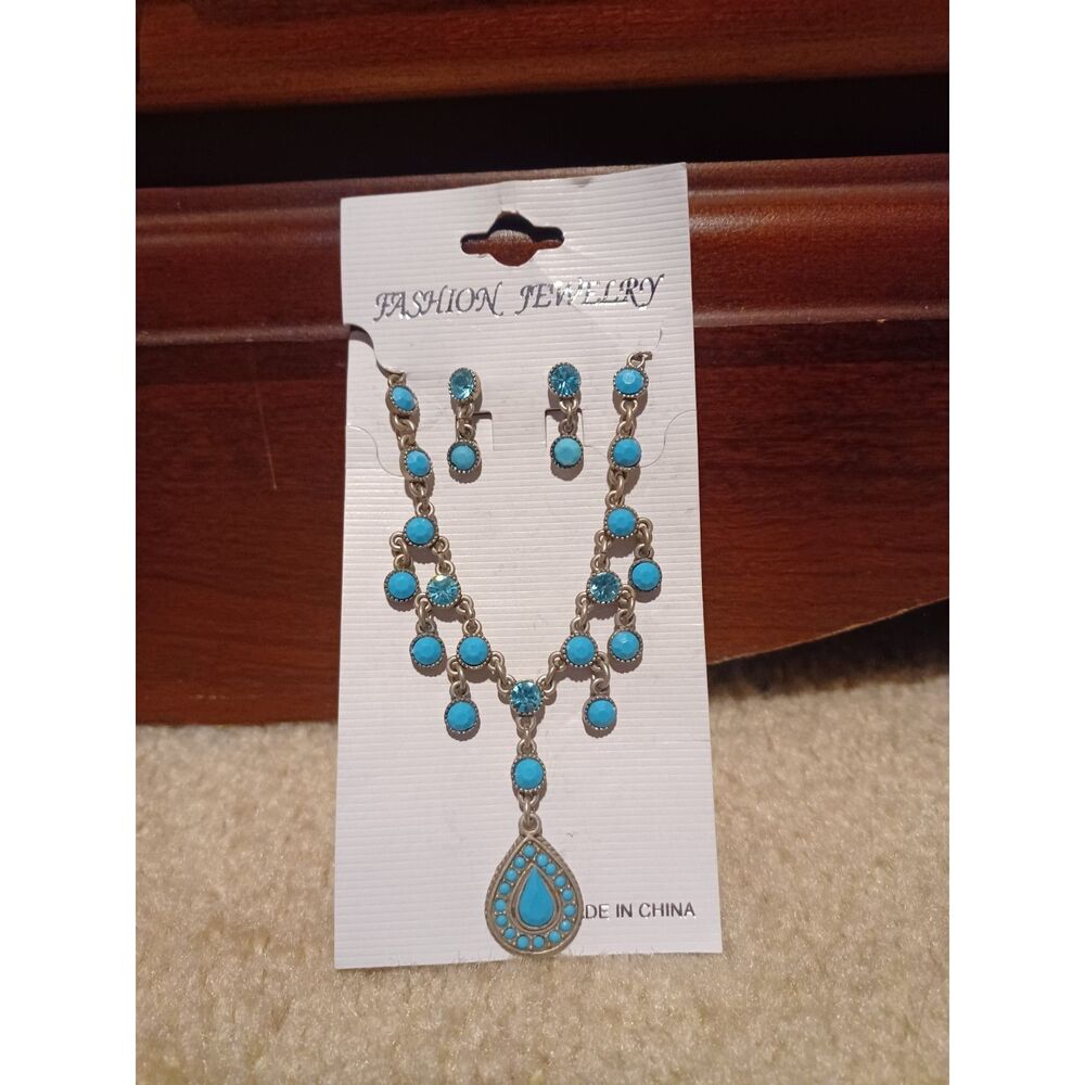 FASHION JEWELRY Silver-Toned Faux Turquoise Necklace & Earrings, 15"